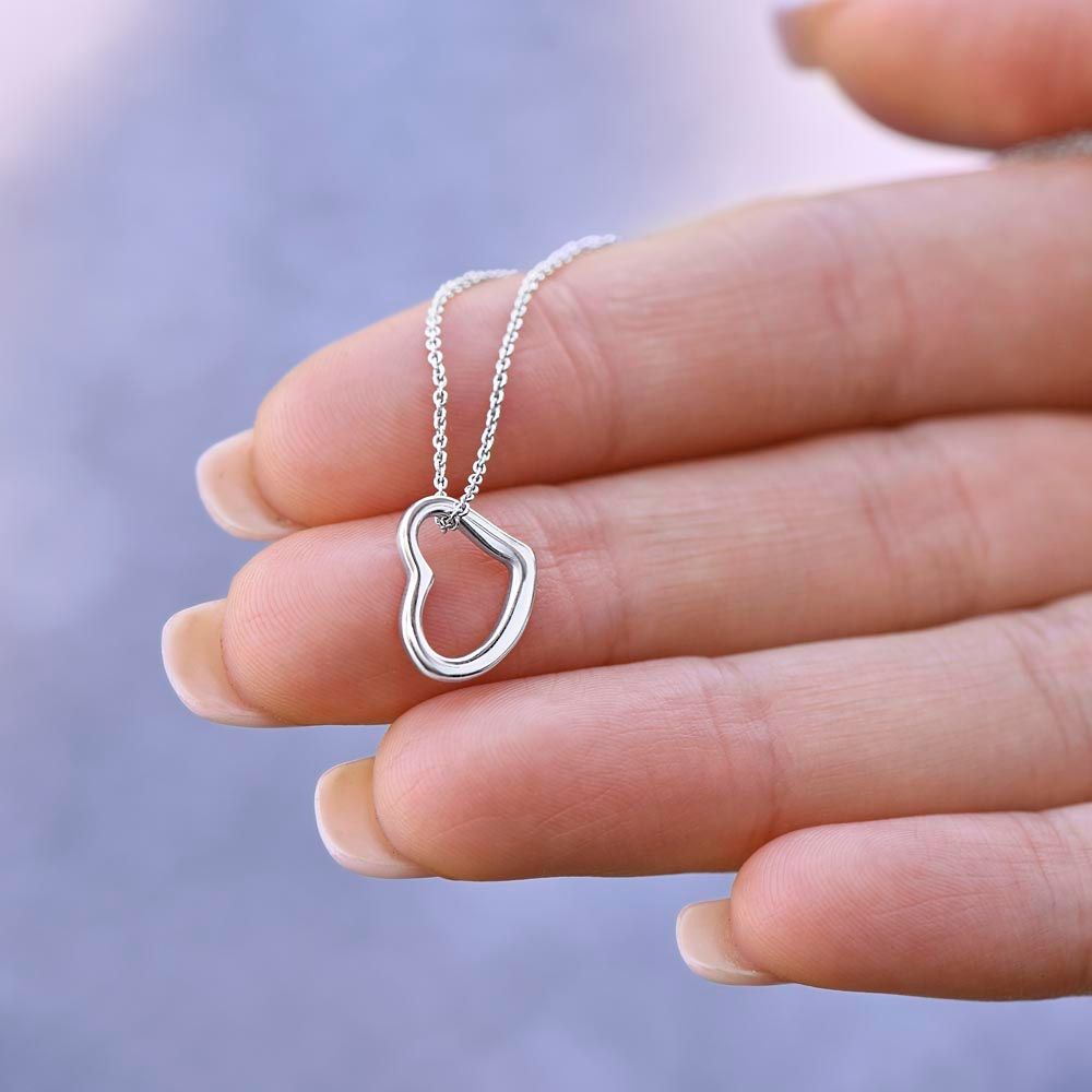 Best Grandma Delicate Heart Necklace